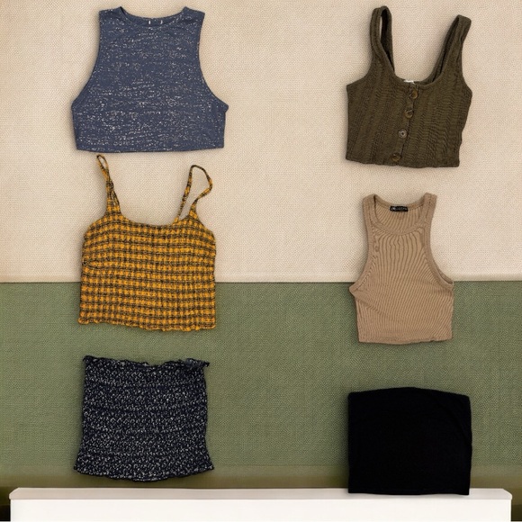 Medium Cropped Tank Top Bundle/Set…Zara, Garage, Hollister, J.Galt, AE - Picture 1 of 7
